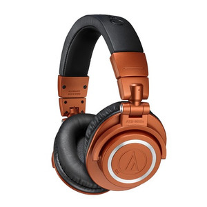 陪读脱去妈妈的内裤
